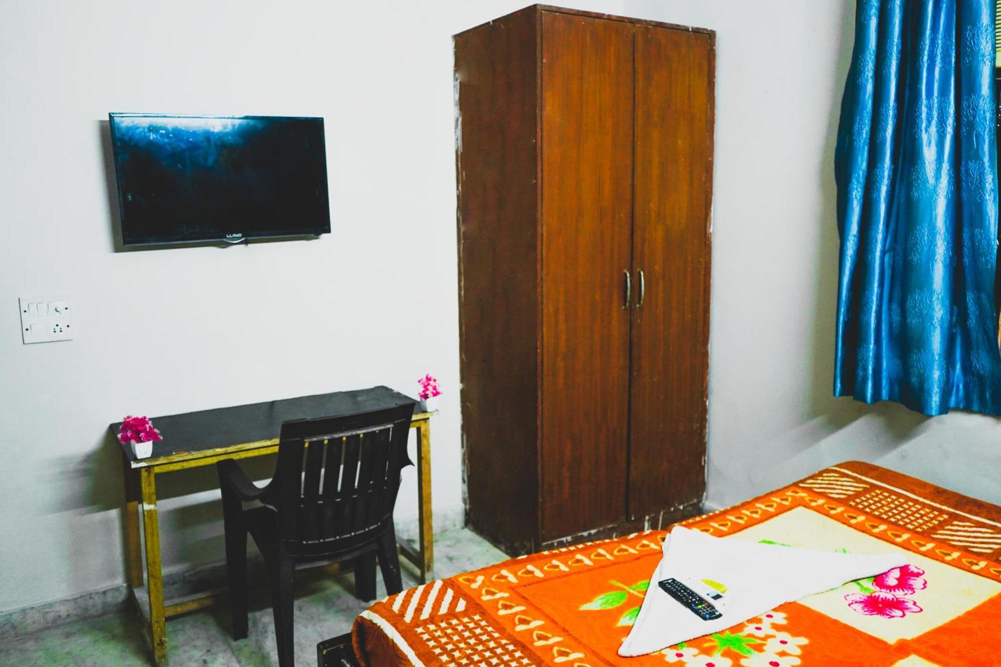 Hotel Bliss Bourn - Lajpat Nagar New Delhi Extérieur photo