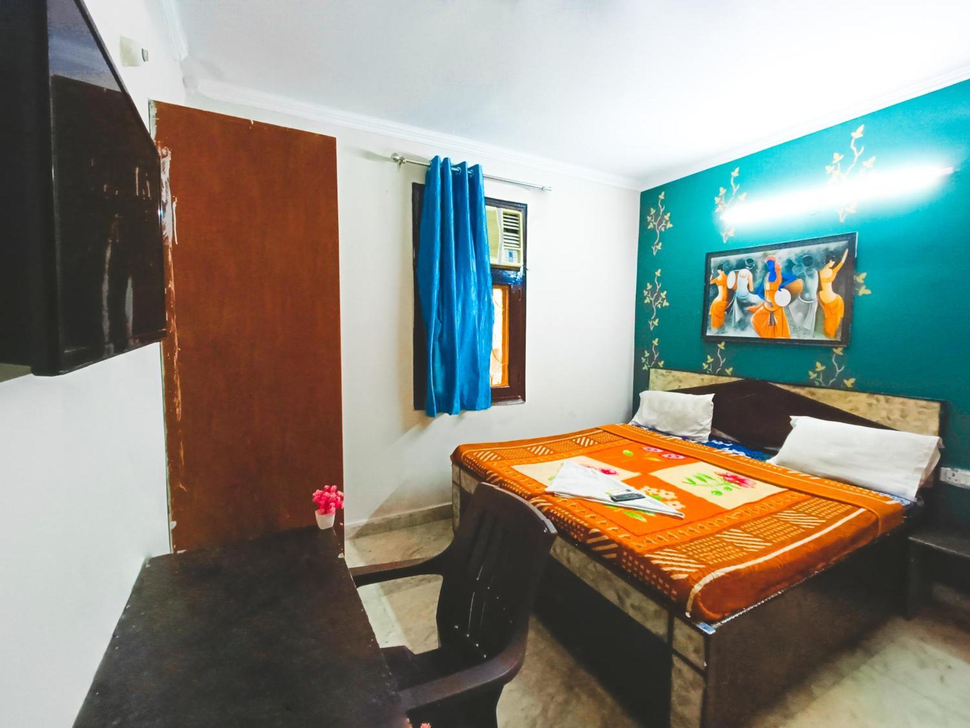 Hotel Bliss Bourn - Lajpat Nagar New Delhi Extérieur photo